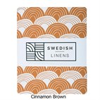 Biokatoen Percal Hoeslaken Rainbows 90x200 Cinnamon Brown Swedish Linens